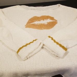 Wooden Ships gold lip sweater